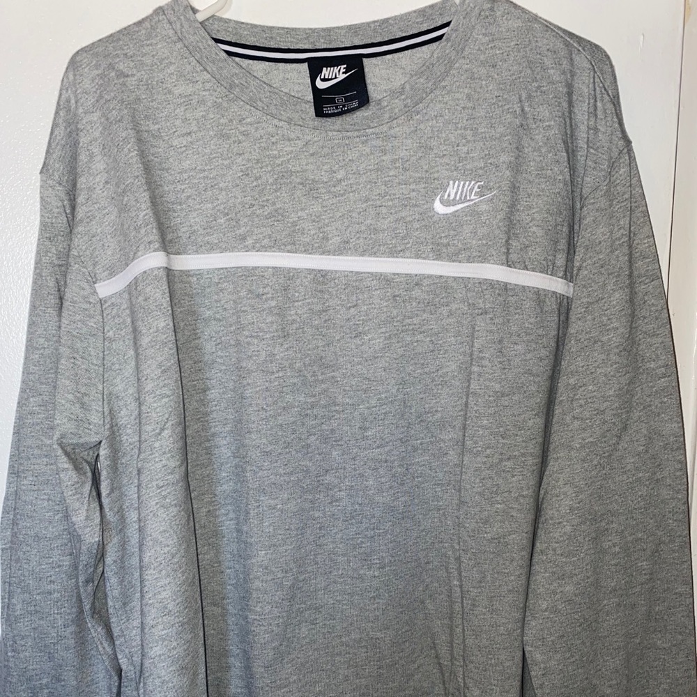 Nike gray long sleeve crop top